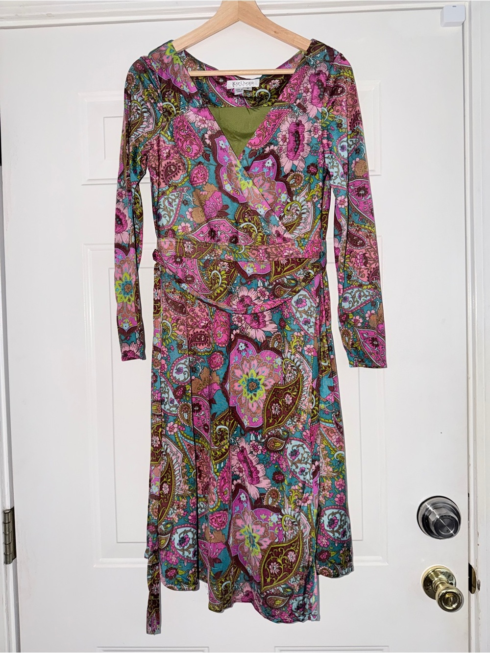 Kay Unger Women's Pink Paisley Faux Wrap Dress. Sz 8